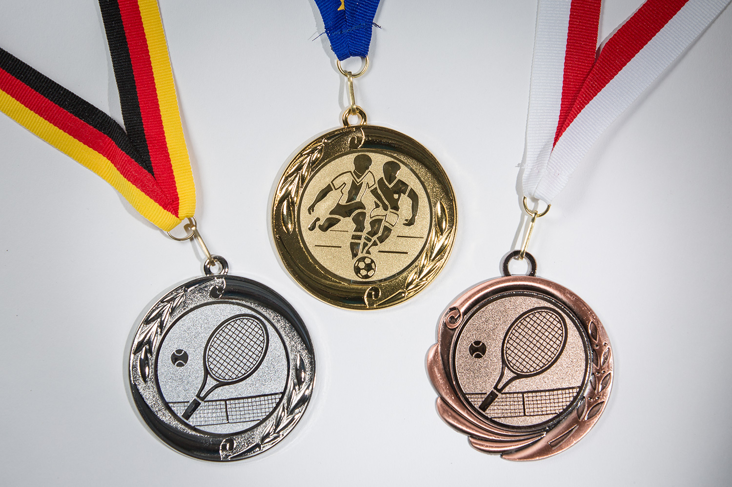 E103 Skat Poker Pokal Kids Medaillen 70mm 3er Set mit Deutschland-Band Turnier 